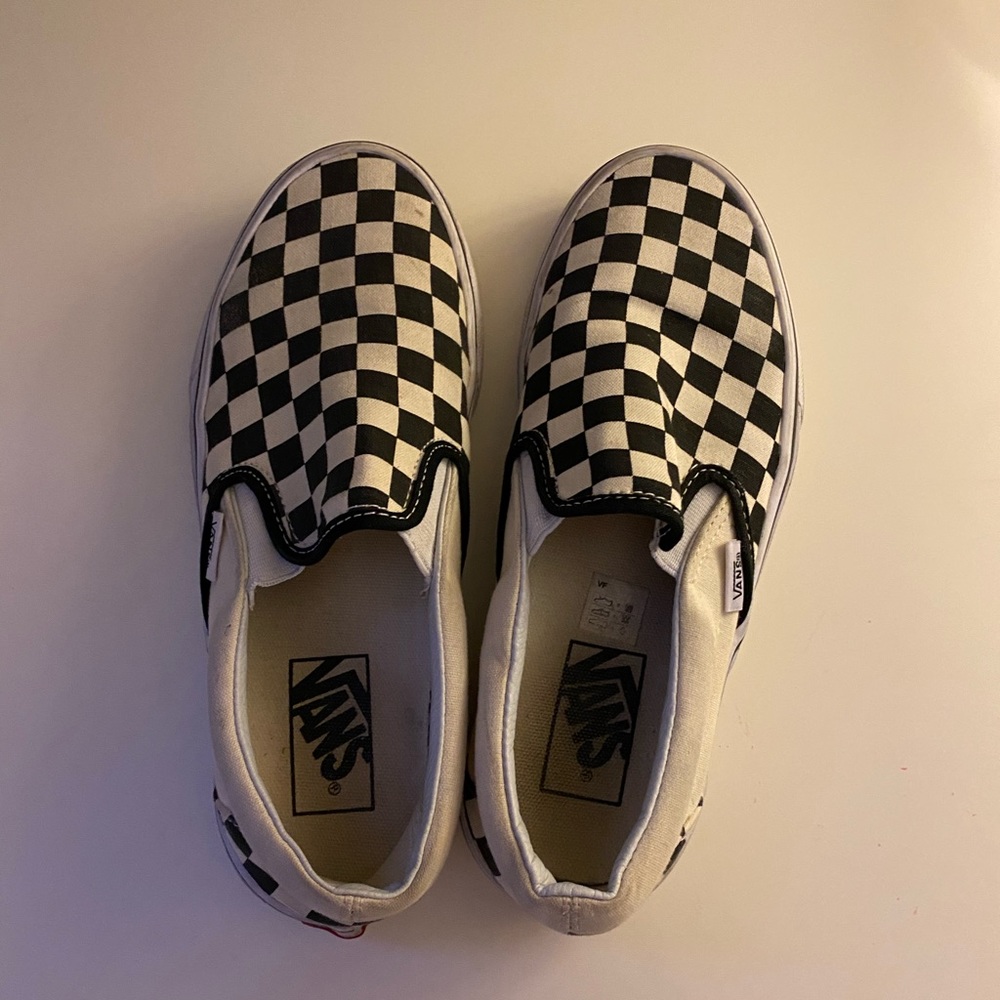 CHECKERED SLIP ON VANS || Women’s size 6.5